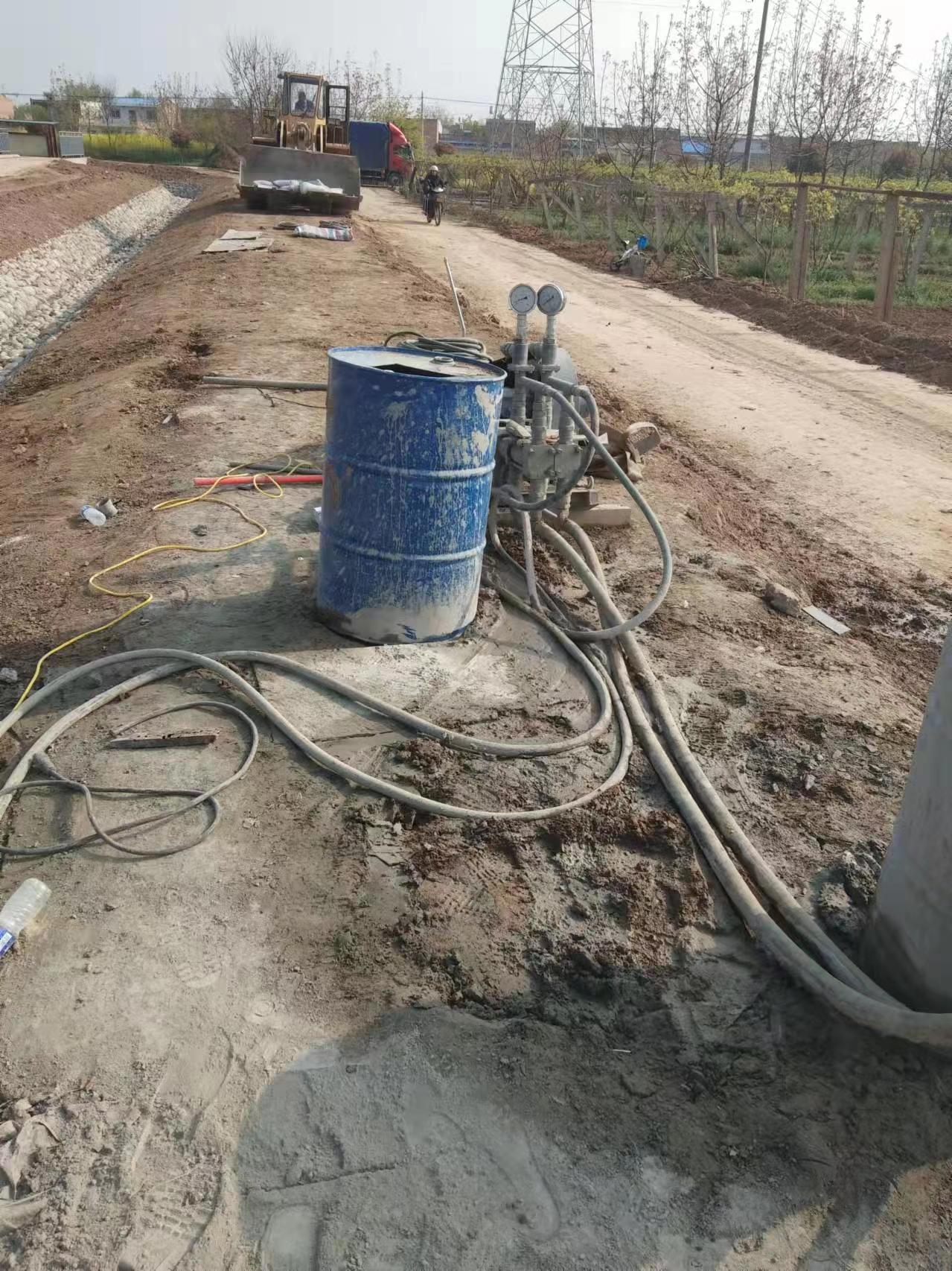 三伏潭镇双液注浆